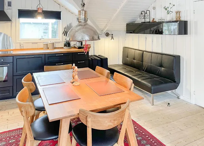2 Bedroom In * Nordenbro Vesteregn